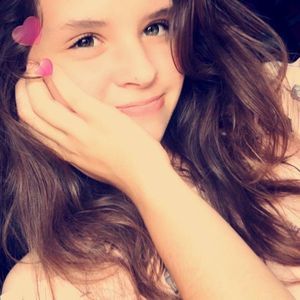 Meet your Posher, Dillian